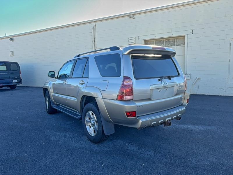 Photo 3 from auction – 2005 TOYOTA 4RUNNER LI with VIN JTEBU17RX50055839