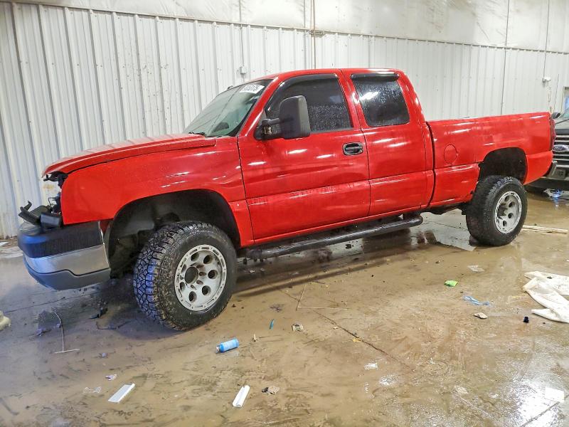 CHEVROLET SILVERADO 2004 with VIN 1GCHK29194E183914 - Photo from auction