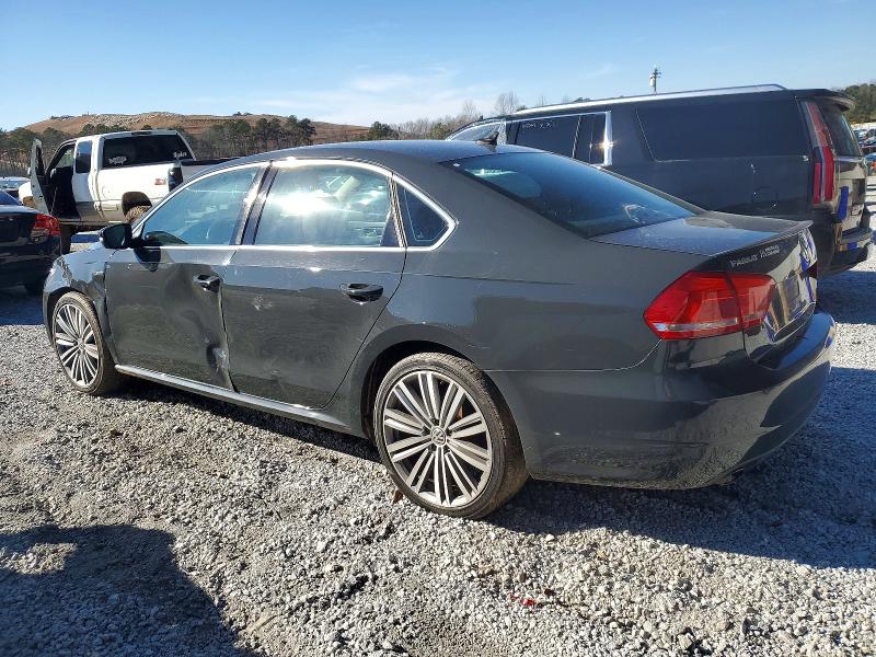 Photo 2 from auction – 2015 VOLKSWAGEN PASSAT with VIN 1VWBT7A34FC094535