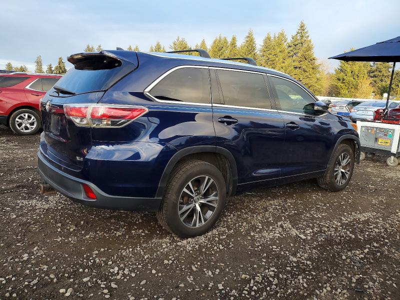 Photo 3 from auction – 2016 TOYOTA HIGHLANDER with VIN 5TDKKRFH3GS155489