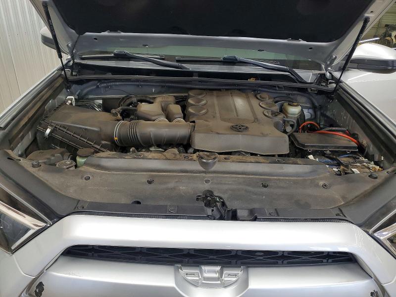 Photo 11 from auction – 2017 TOYOTA 4RUNNER with VIN JTEZU5JRXH5162251