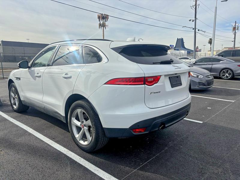 Photo 3 from auction – 2019 JAGUAR F-PACE PRE with VIN SADCJ2FX9KA398515