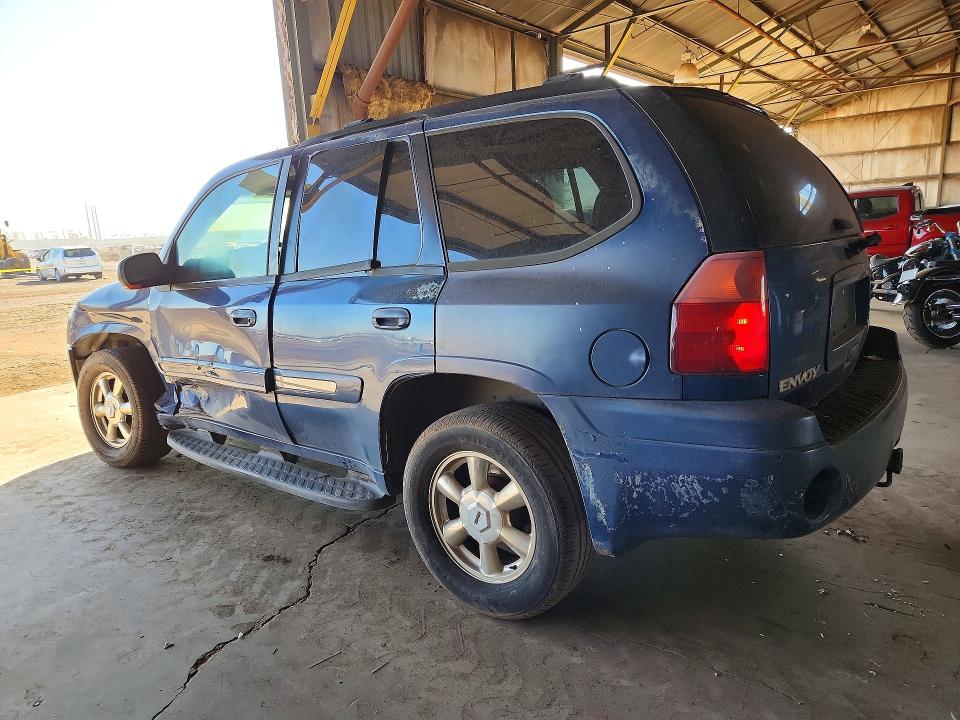 Photo 2 from auction – 2005 GMC ENVOY with VIN 1GKDS13S652336749