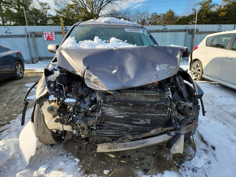 Photo 5 from auction – 2011 HONDA CR-V with VIN 5J6RE4H76BL122410