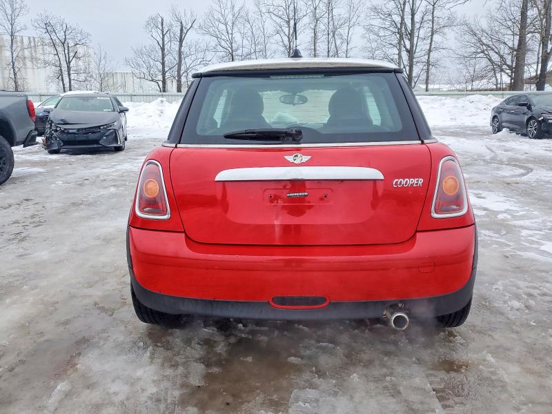 Photo 6 from auction – 2009 MINI COOPER with VIN WMWMF33589TU75574