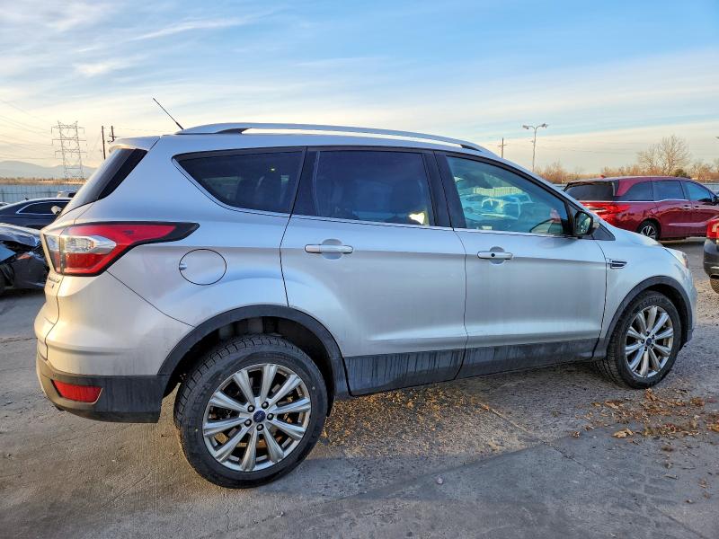 Photo 3 from auction – 2017 FORD ESCAPE TIT with VIN 1FMCU0JD0HUB14258