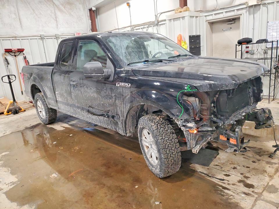 Photo 4 from auction – 2018 FORD F150 SUPER with VIN 1FTFX1E57JFE41266