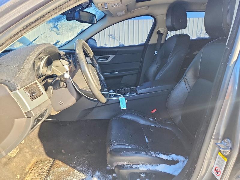 Photo 7 from auction – 2018 JAGUAR XF with VIN SAJBK4FX4JCY64694