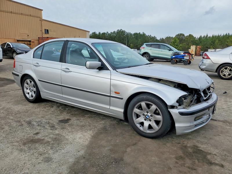 Photo 4 from auction – 2000 BMW 328 I with VIN WBAAM5348YEJ42354