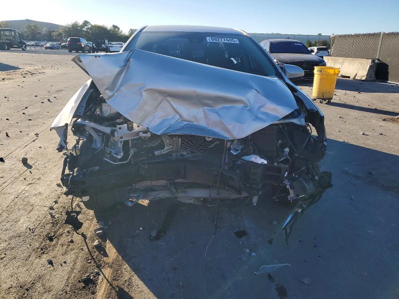 Photo 5 from auction – 2018 TOYOTA COROLLA with VIN 2T1BURHE2JC995440