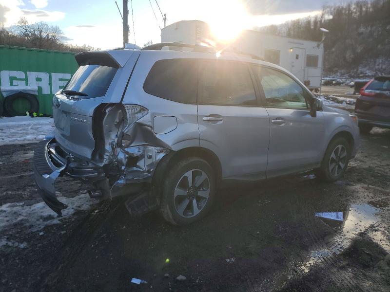 Photo 3 from auction – 2018 SUBARU FORESTER 2 with VIN JF2SJAEC0JH574388