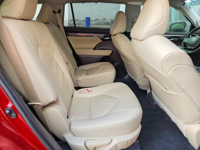 Photo 11 from auction – 2021 TOYOTA HIGHLANDER with VIN 5TDYZRAH5MS054656
