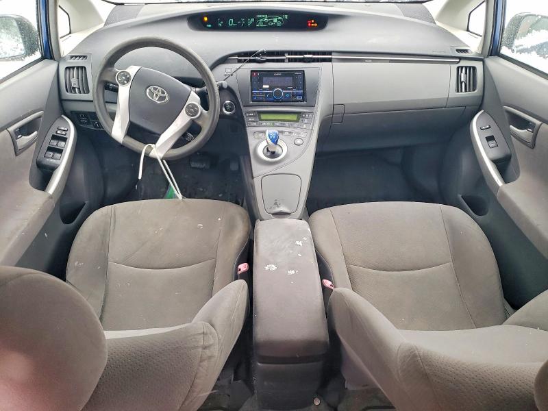 Photo 8 from auction – 2011 TOYOTA PRIUS with VIN JTDKN3DU4B0277777