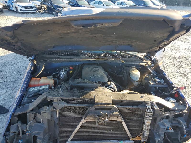 Photo 11 from auction – 2003 CHEVROLET SILVERADO with VIN 1GCEK19T83E251598