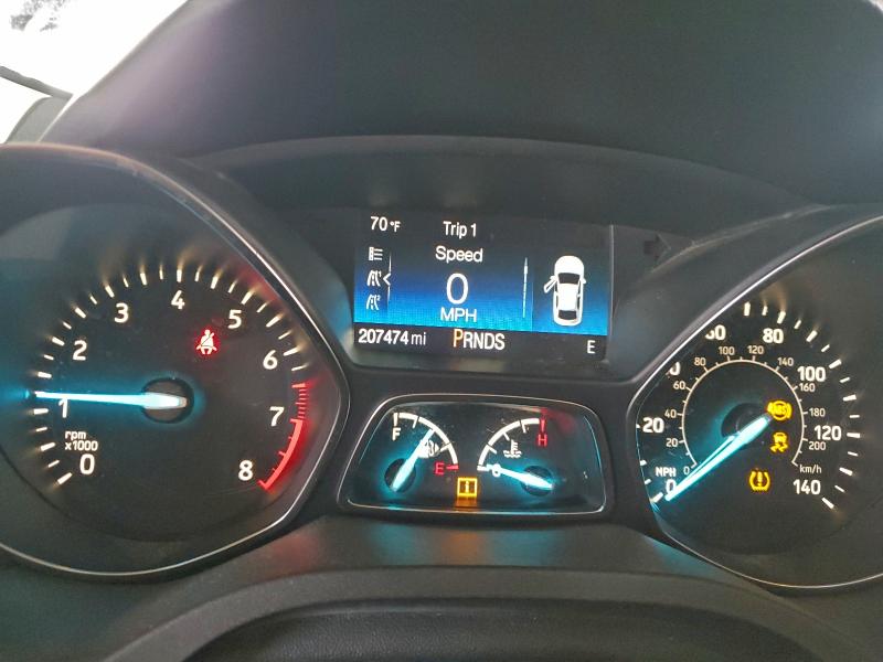 Photo 9 from auction – 2017 FORD ESCAPE SE with VIN 1FMCU9GD9HUD93513