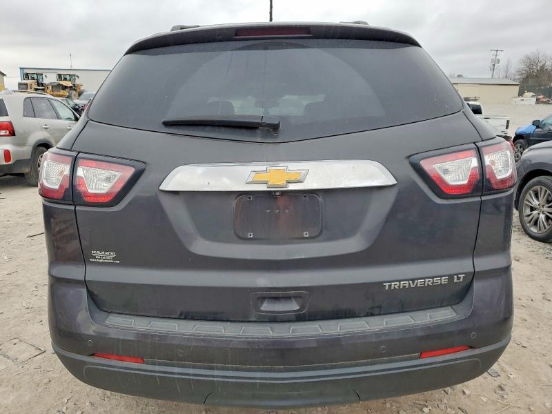 Photo 6 from auction – 2015 CHEVROLET TRAVERSE with VIN 1GNKRHKDXFJ377426