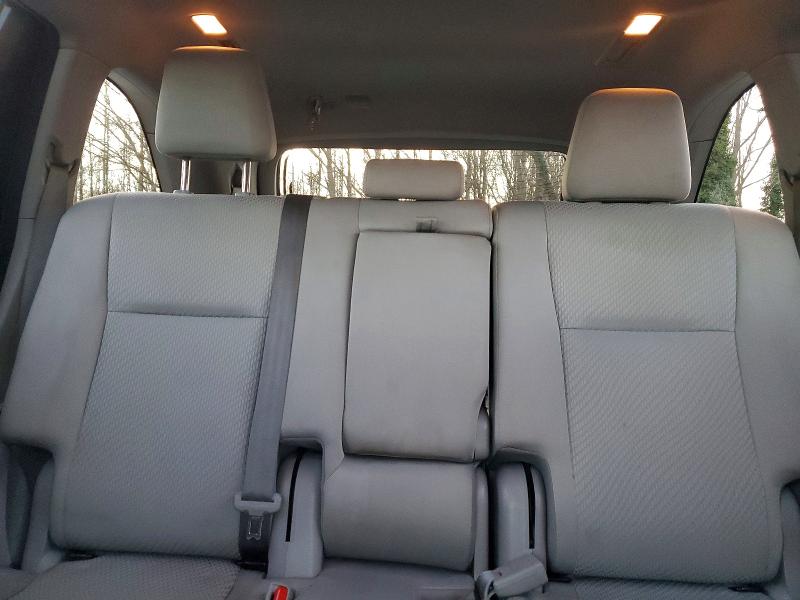 Photo 10 from auction – 2018 TOYOTA HIGHLANDER with VIN 5TDBZRFH6JS827970