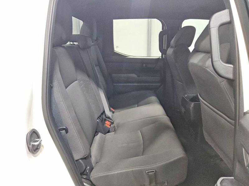 Photo 10 from auction – 2024 TOYOTA TACOMA DOU with VIN 3TYLD5KN5RT006138