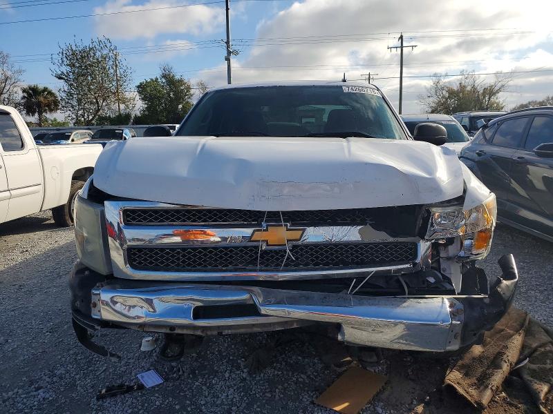 Photo 5 from auction – 2013 CHEVROLET SILVERADO with VIN 1GCRCSE00DZ144183