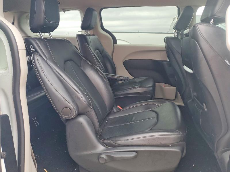 Photo 11 from auction – 2022 CHRYSLER PACIFICA H with VIN 2C4RC1L7XNR108622