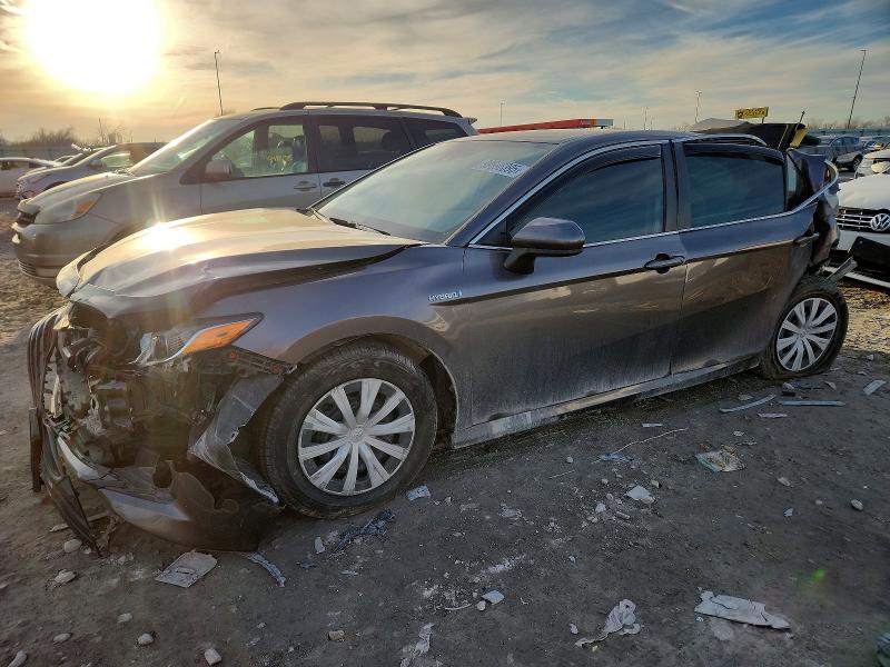 Photo 1 from auction – 2020 TOYOTA CAMRY with VIN 4T1C31AK9LU019438