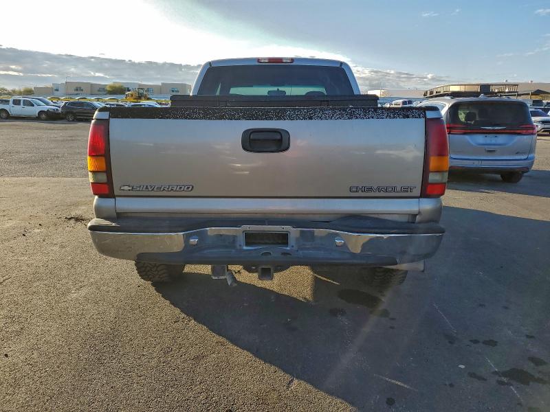 Photo 6 from auction – 1999 CHEVROLET SILVERADO with VIN 2GCEK19V5X1248134
