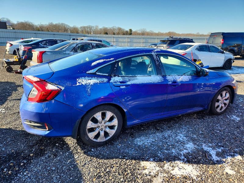 Photo 3 from auction – 2017 HONDA CIVIC with VIN 2HGFC2F53HH537101