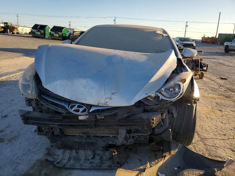 Photo 5 from auction – 2013 HYUNDAI ELANTRA GL with VIN KMHDH4AE4DU526508