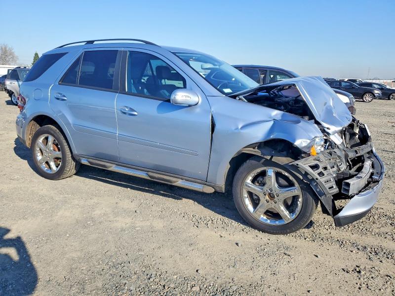 Photo 4 from auction – 2006 MERCEDES-BENZ ML 350 with VIN 4JGBB86E76A099628