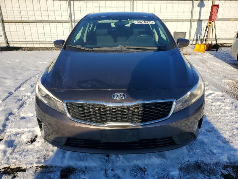 Photo 5 from auction – 2017 KIA FORTE LX with VIN 3KPFK4A75HE141737
