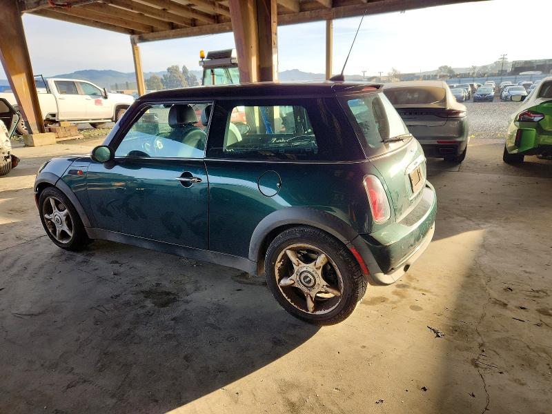 Photo 2 from auction – 2006 MINI COOPER with VIN WMWRC33506TK19004