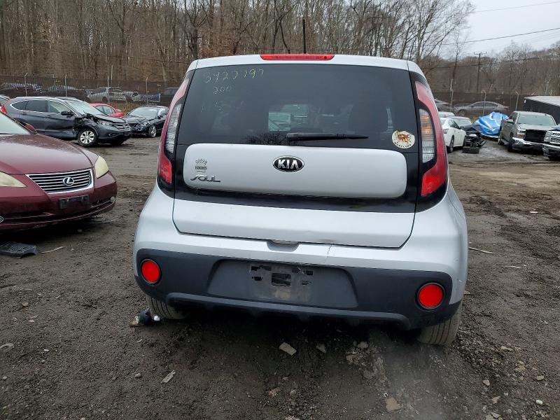 Photo 6 from auction – 2017 KIA SOUL with VIN KNDJN2A22H7430004