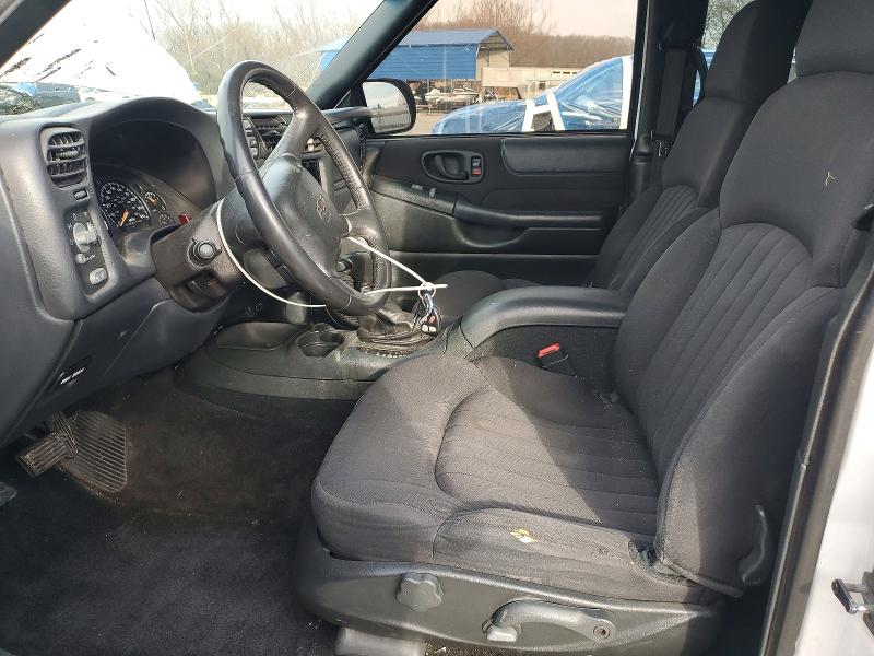 Photo 7 from auction – 2003 CHEVROLET BLAZER with VIN 1GNCT18X03K140156