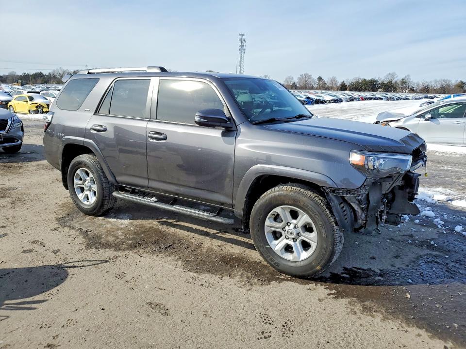 Photo 4 from auction – 2023 TOYOTA 4RUNNER with VIN JTEFU5JR7P5285782