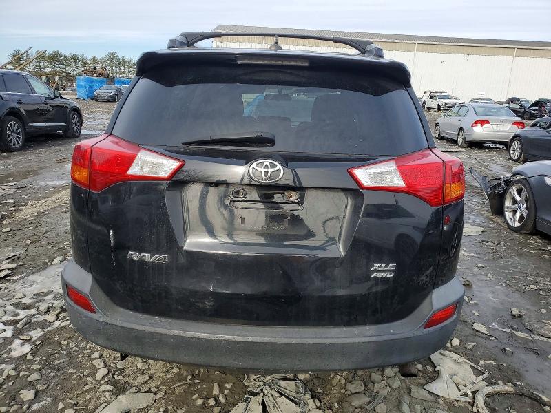 Photo 6 from auction – 2014 TOYOTA RAV4 XLE with VIN 2T3RFREV7EW160264