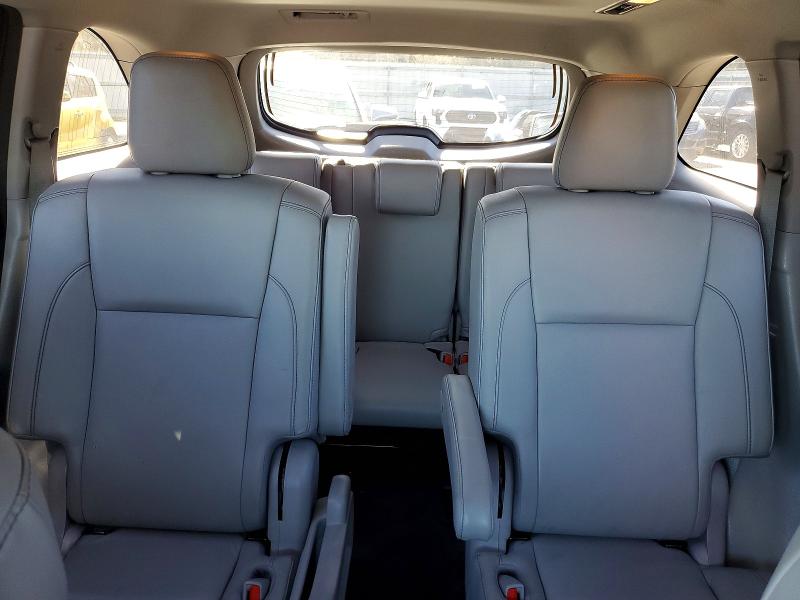 Photo 10 from auction – 2018 TOYOTA HIGHLANDER with VIN 5TDKZRFH7JS260197