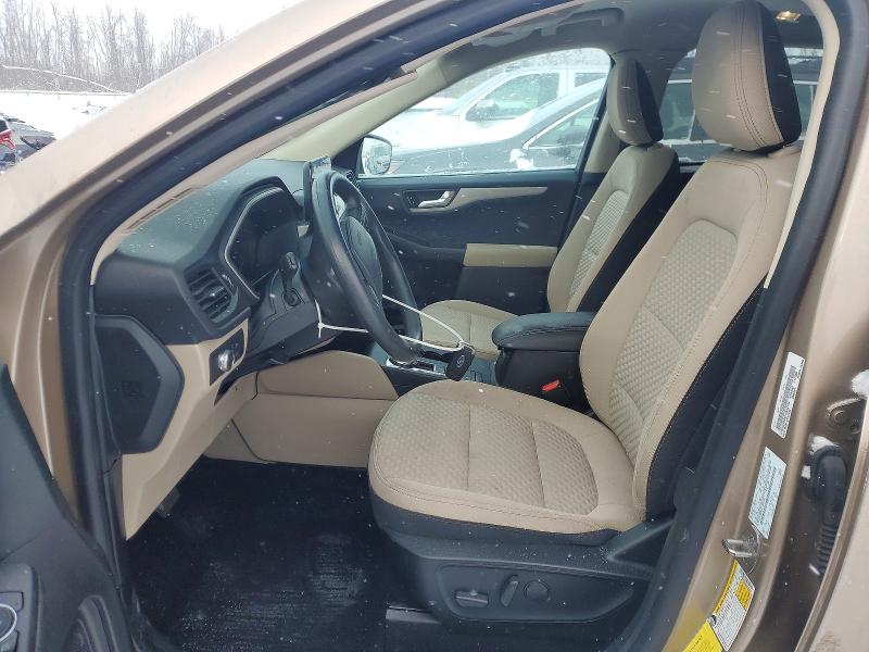 Photo 7 from auction – 2020 FORD ESCAPE SE with VIN 1FMCU9G6XLUA24704