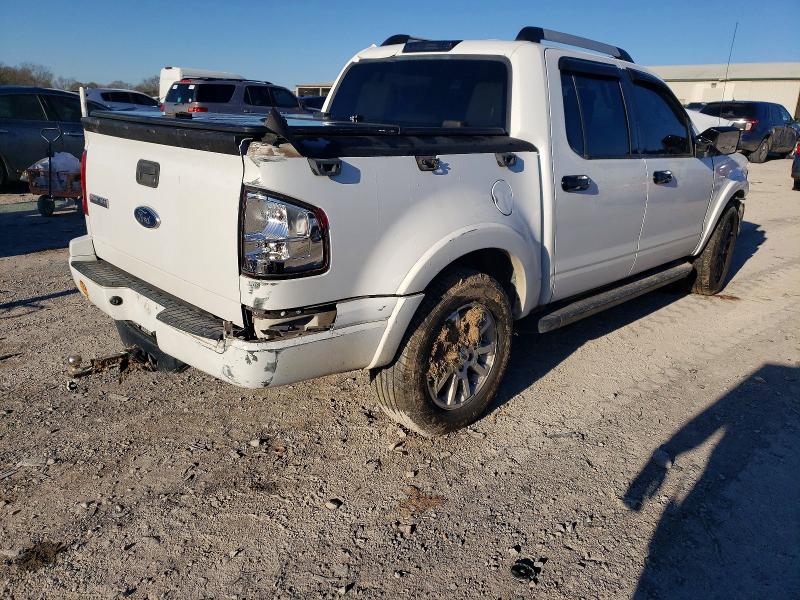 Photo 3 from auction – 2007 FORD EXPLORER S with VIN 1FMEU33K87UA46604