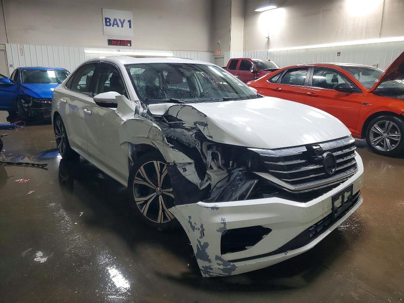 Photo 4 from auction – 2022 VOLKSWAGEN PASSAT SE with VIN 1VWSA7A32NC002987