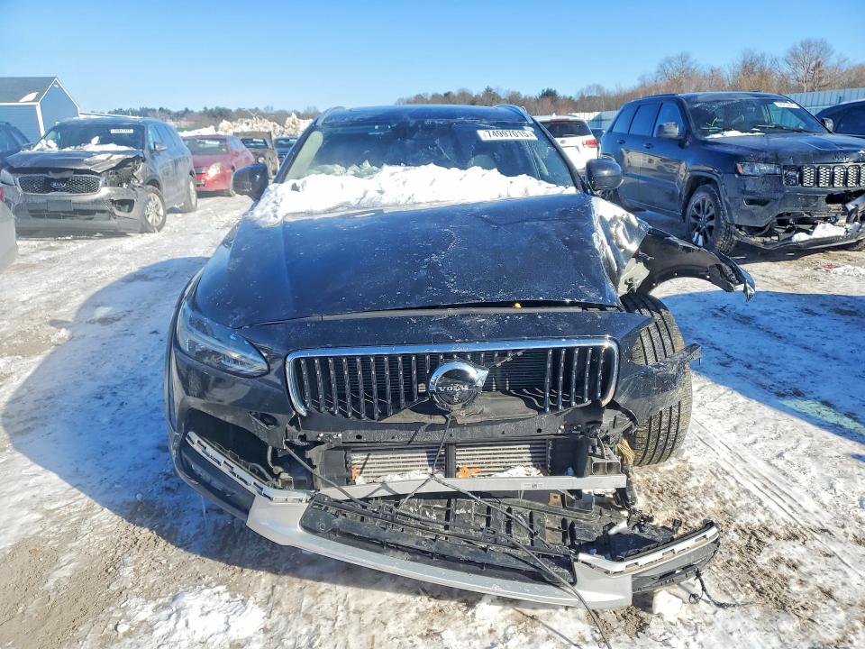 Photo 5 from auction – 2017 VOLVO V90 CROSS with VIN YV4A22NL5H1005565