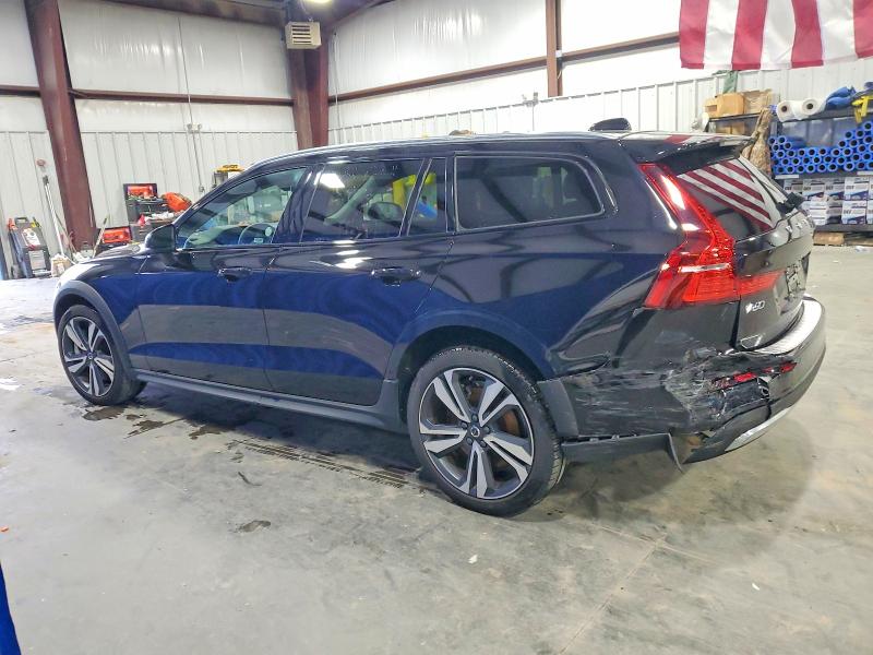 Photo 2 from auction – 2025 VOLVO V60 CROSS with VIN YV4L12WK4S2145206