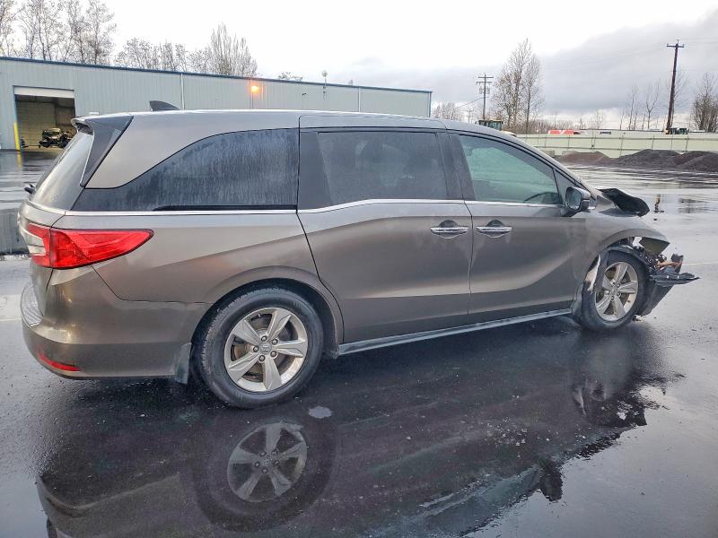 Photo 3 from auction – 2019 HONDA ODYSSEY EX with VIN 5FNRL6H73KB136453
