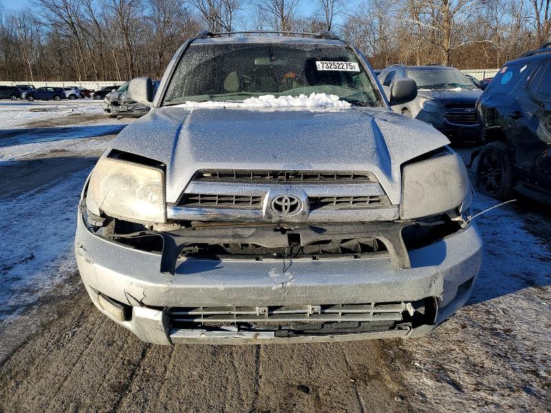 Photo 5 from auction – 2005 TOYOTA 4RUNNER SR with VIN JTEZU14R658023846