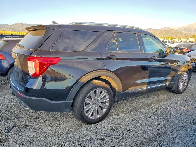Photo 3 from auction – 2023 FORD EXPLORER L with VIN 1FMSK7FH5PGA75170