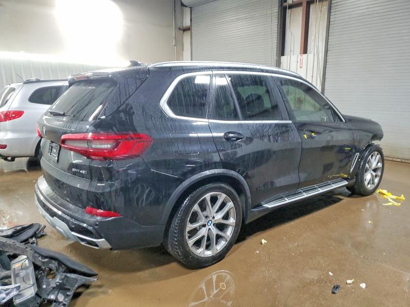 Photo 3 from auction – 2020 BMW X5 XDRIVE4 with VIN 5UXCR6C00LLL75552
