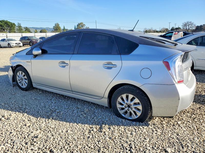 Photo 2 from auction – 2012 TOYOTA PRIUS PLUG with VIN JTDKN3DP5C3029516