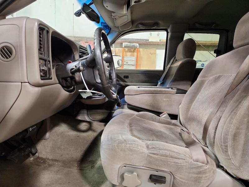 Photo 7 from auction – 2000 CHEVROLET SILVERADO with VIN 1GCGC29U8YE389699