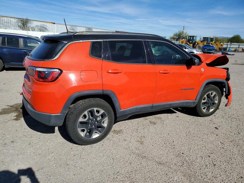 Photo 3 from auction – 2017 JEEP COMPASS with VIN 3C4NJDDB1HT667969