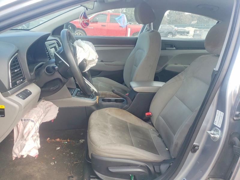 Photo 7 from auction – 2017 HYUNDAI ELANTRA with VIN 5NPD74LF5HH209527