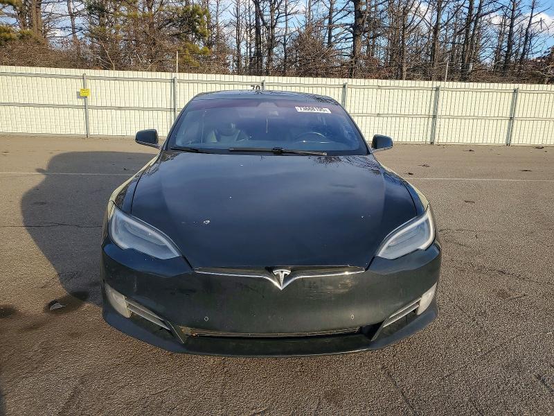 Photo 5 from auction – 2018 TESLA MODEL S with VIN 5YJSA1E21JF244362